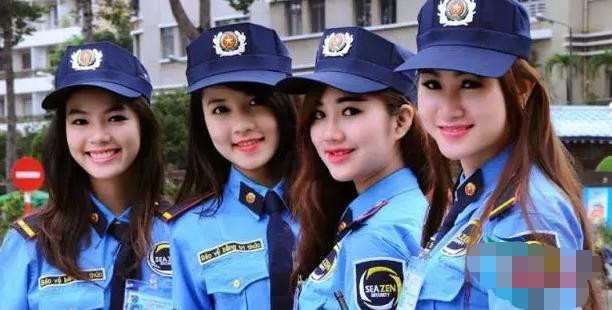 女保安招聘_飘逸的艺术(2)