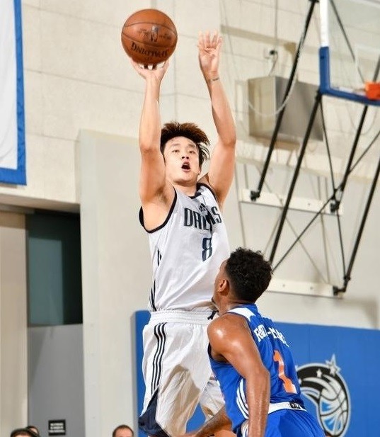 nba夏季联赛,丁彦雨航首发迎首秀砍8分