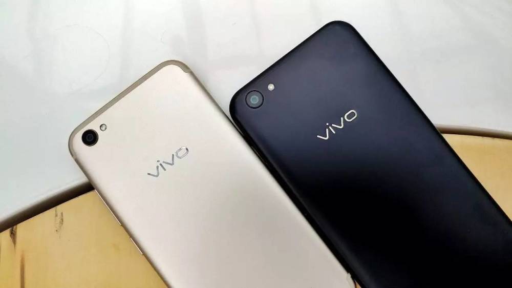 vivo x9s,配置依旧"感人"