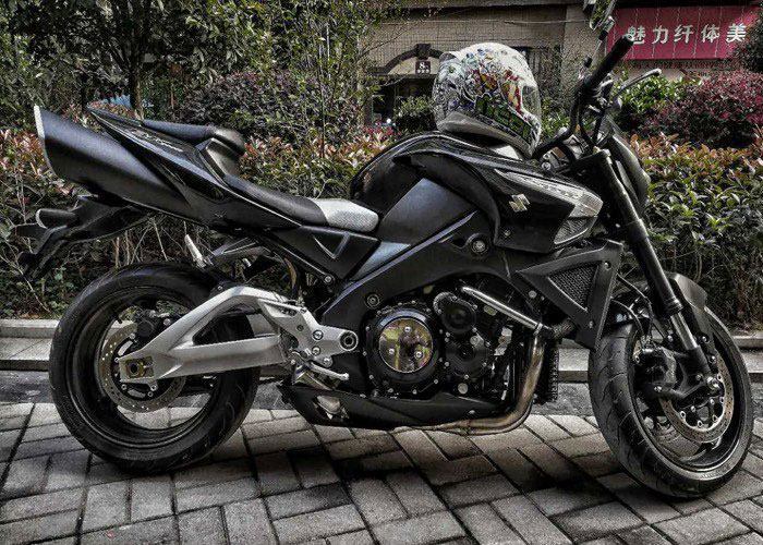 以为是改装的GW250,原来是街车之王,铃木B