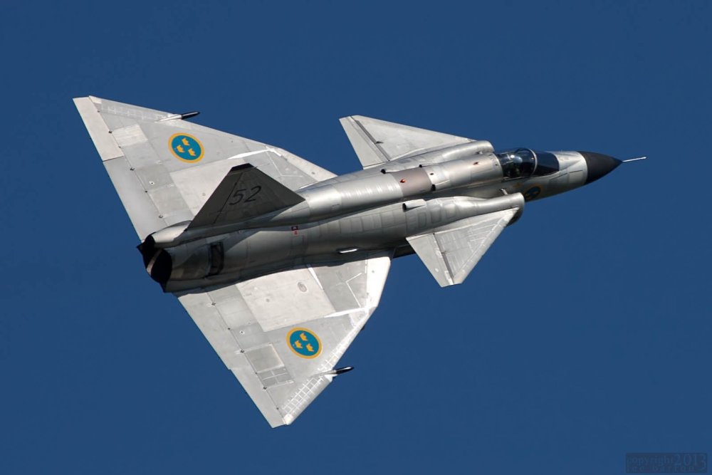 F16总师嘲笑歼20:鸭翼装对手身上最好?已笑不