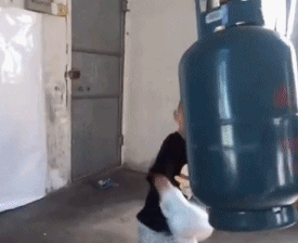 酒香,不怕巷子深,有点深