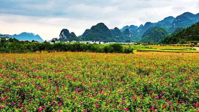 黔西南:青山綠水遺風古樸