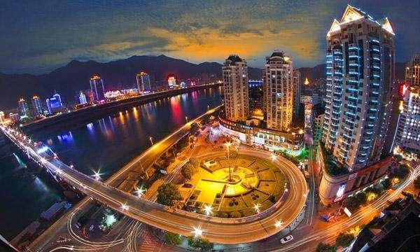 中国东南沿海的一个小县城,人均存款全国第一