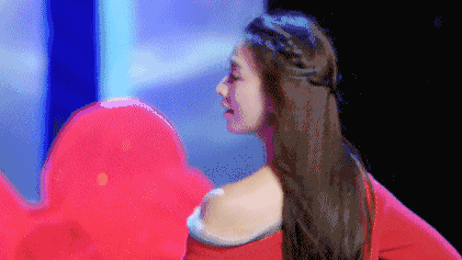 加伊姐|童年被家暴、贫穷、拍情色片，凭什么40岁后，她比林志玲活得舒展？