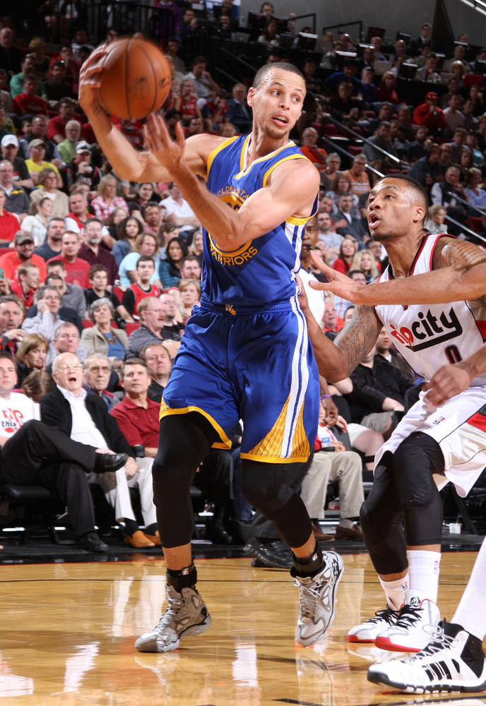 特辑-盘点库里对联盟各队最高分 54分征服麦迪