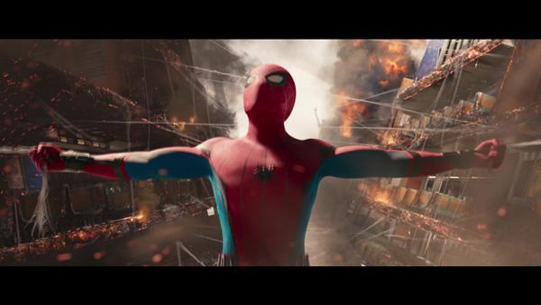 迷妹超给力 《蜘蛛侠：英雄归来》成年度最卖座超英电影