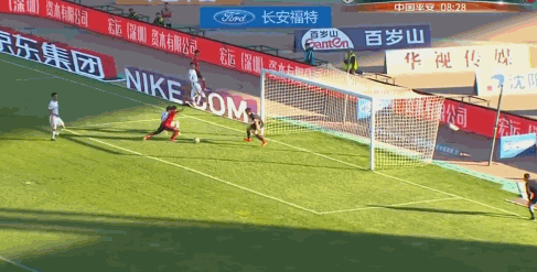 gif-埃神泰山压顶武磊梅开二度 张野倒挂金钩扳平