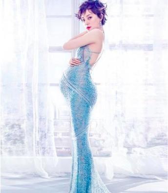 袁咏仪怀孕时就和钟丽缇一样,而霍思燕就和我