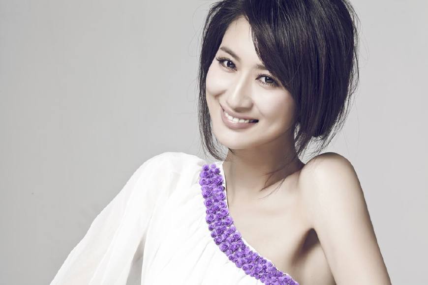 出道12的年从未得奖,演技不输杨幂佟丽娅,如今35岁还是三线演员!