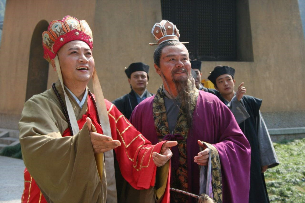 镇元大仙让观音菩萨让他三分,他的资本到底是