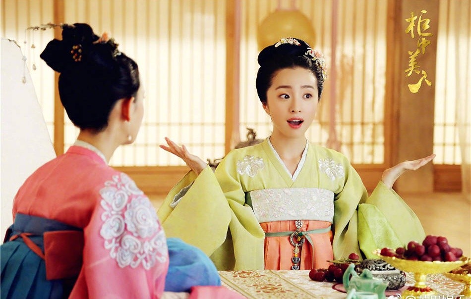 她因和杨洋搭档被骂,长相寡淡却成为唐人力捧