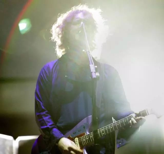 您最喜爱的盯鞋乐队,急招经理!