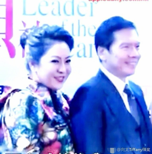 向太陈岚分享与向华强恩爱照:相信鲁豫有约