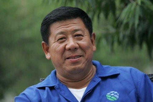 张嘉译火起来后,让我又想起了一个老戏骨,一直都是一副老干部形象的