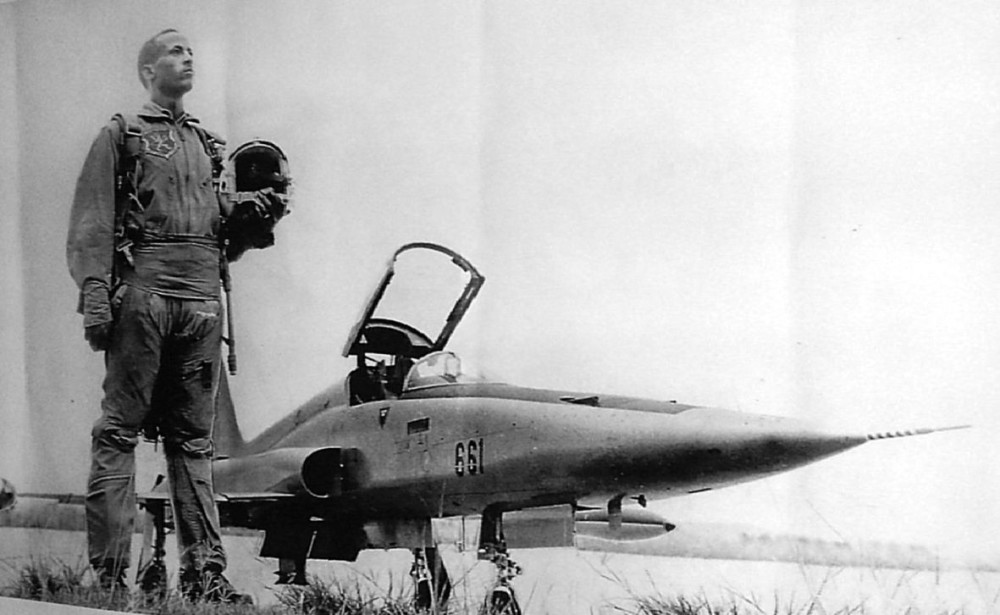 最佳轻型二代战机之争 米格-21和F-5E到底谁更