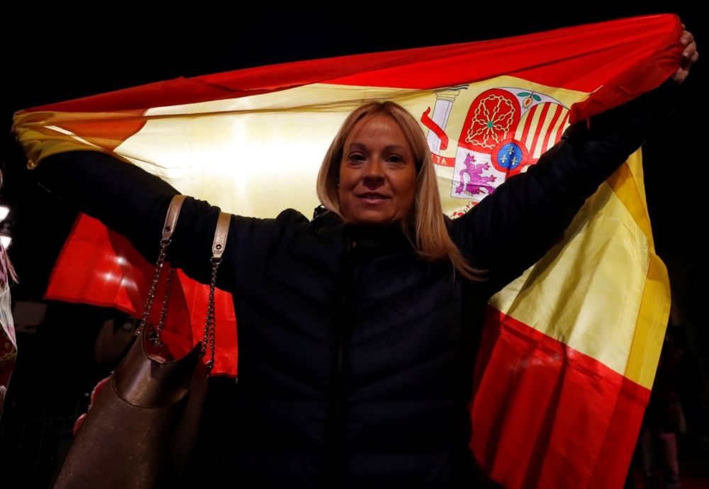 加泰罗尼亚议会选举投票率高达八成,独派赢得