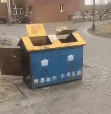 此外今早津城降温的同时还伴随降雨让你切切实实感受到一场秋雨一场