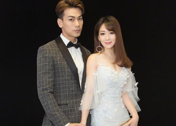 年,可是还是不温不火的陈紫函在微博中亮出本人的结婚照,老公是戴向宇