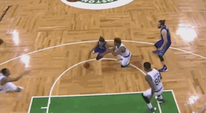 动图秀说斯马特假摔这对聪明哥来说还算假