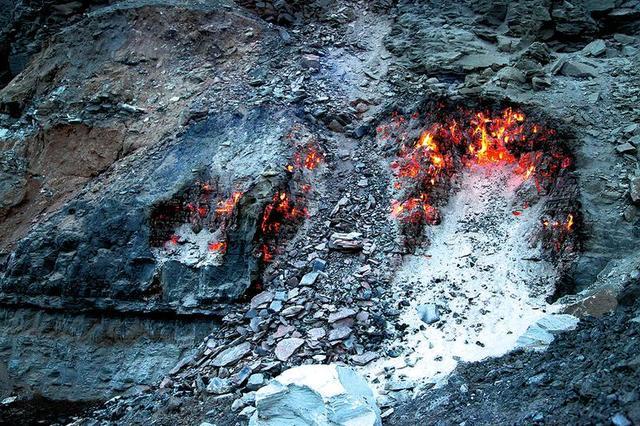 府谷矿区隐患综合治理11个项目复垦土地8650亩