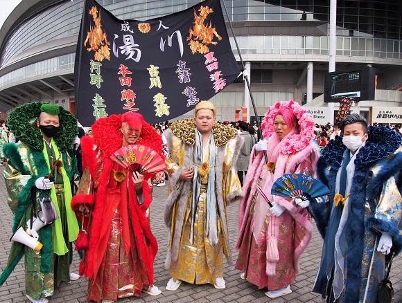 群魔乱舞 北九州成人礼吓坏宝宝 腾讯网