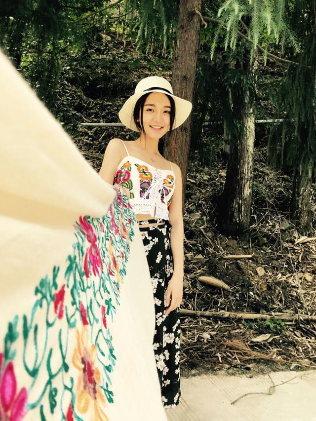 靳梦佳中餐厅的洗碗妹就是真实的我