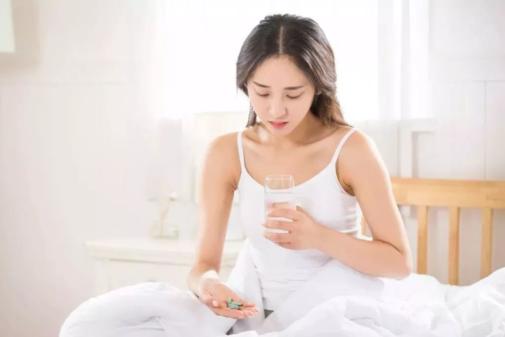 4,乳房疼痛 常見藥:嗎丁啉(胃藥) 有乳腺增生的女性 服用可能導致