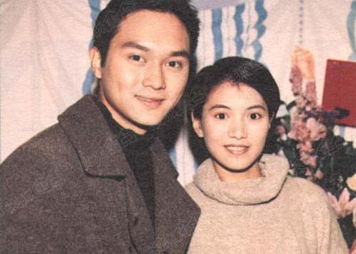 张智霖袁咏仪夫妇出游,结婚17年爱情保鲜依旧