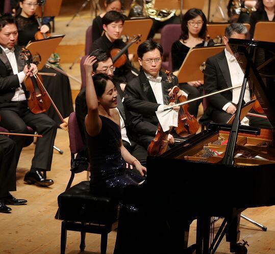 余隆肩伤复发张洁敏接棒演绎神奇的满大人