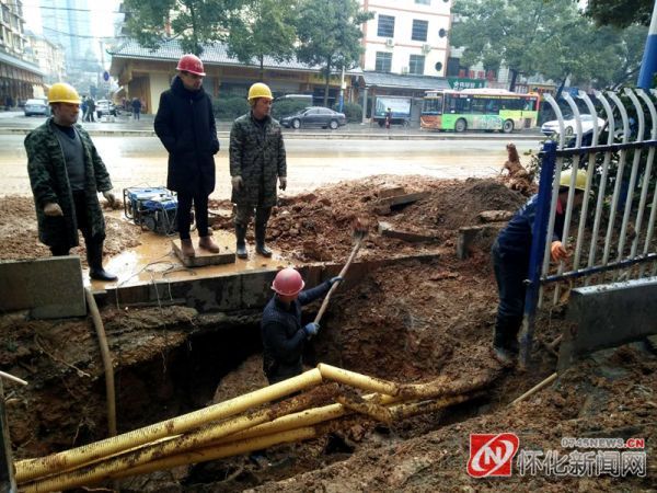 怀化市城区人口有多少_湖南13市建成区面积、城区人口一览