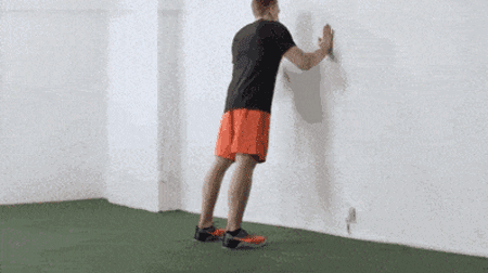 做法:站在距离墙面约60厘米远的地方(越靠近墙面,动作完成起来就越