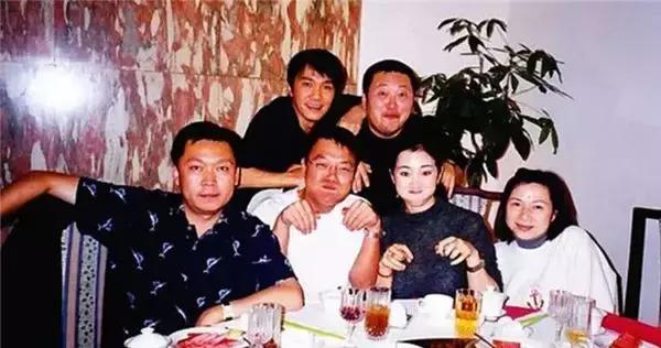 巩俐评价香港明星:没有人可以拷贝周星驰,梁家