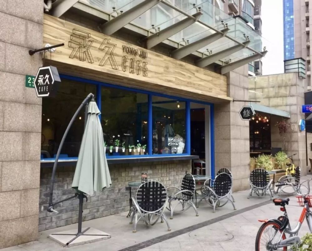 泸州老窖都出香水、巧克力了,茅台、五粮液要