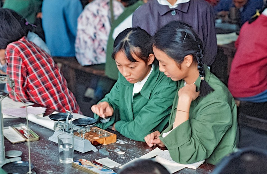 老照片:中国人的90年代真实生活,有点怀念!