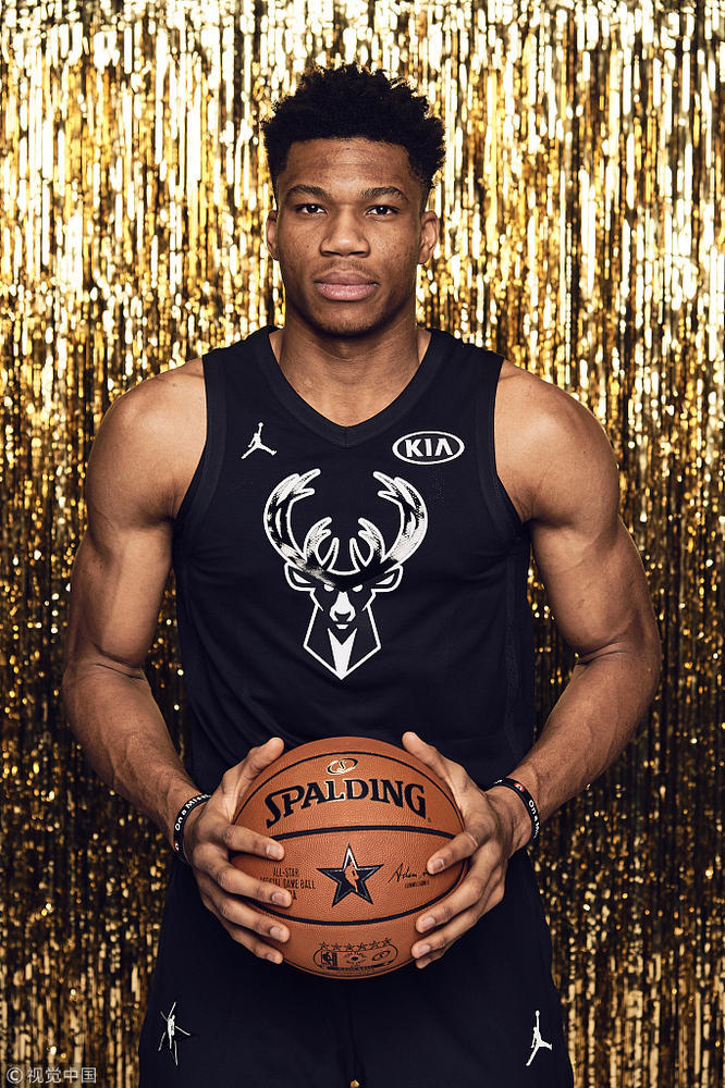 组图全明星彩色写真字母哥霸气韦少泡椒合影