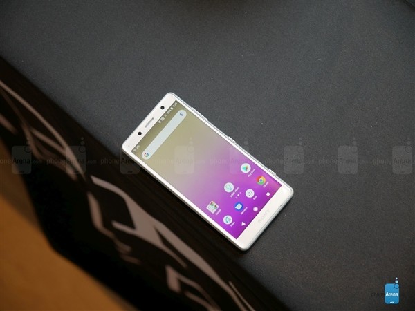 索尼发布小屏旗舰xz2 compact:5寸 骁龙845