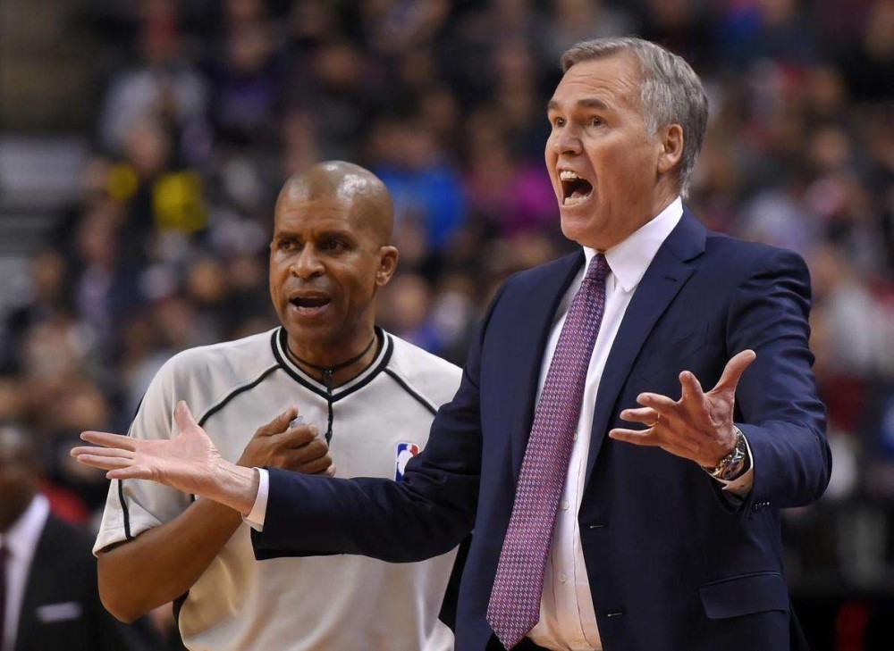 德帅不会阵地战?图解跑轰宗师半场进攻,挡拆战术哈登发挥到极致