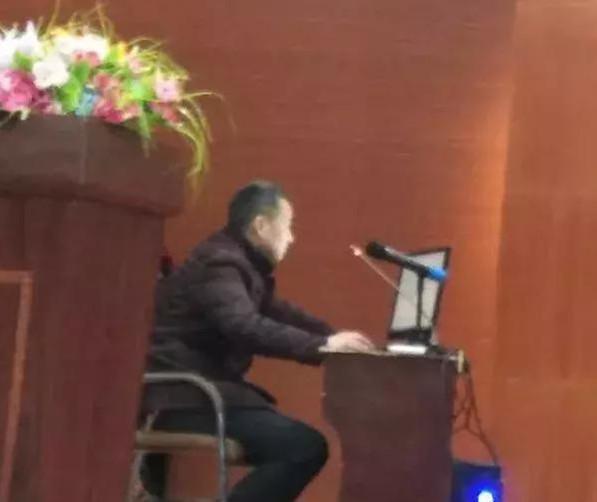 郑州外国语学校专家与永和高中举行高考研讨会