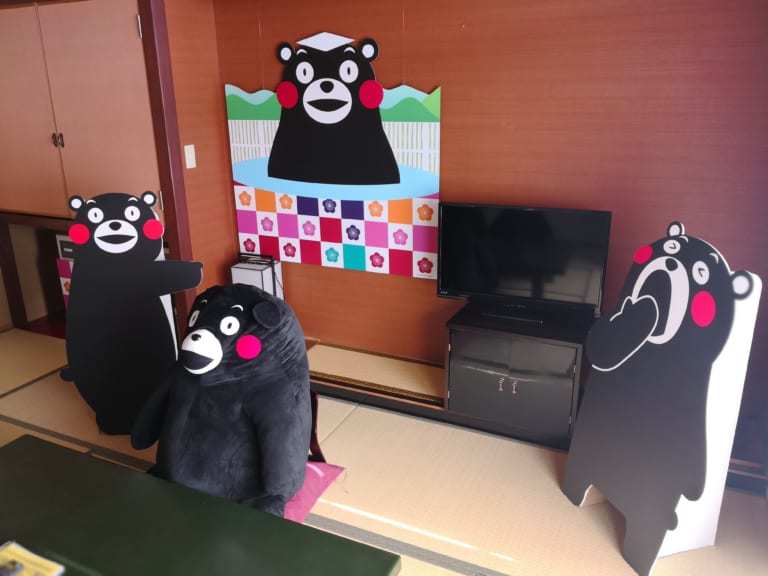 满屋都是熊本熊！阿苏市主题房开张