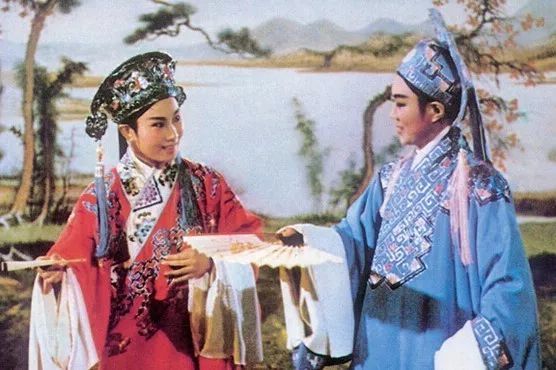 越剧老电影《梁山伯与祝英台》和《相思树》