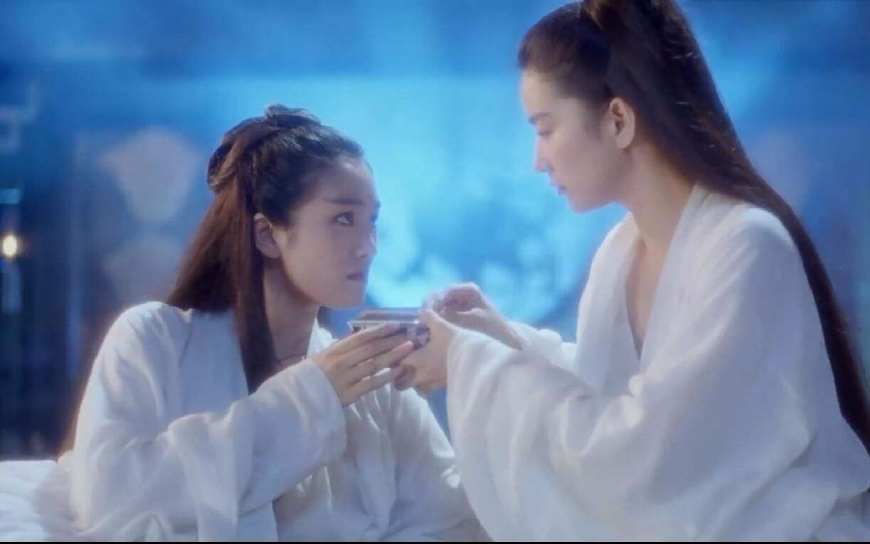 她是虚竹的老婆,出场不多,却很有心计