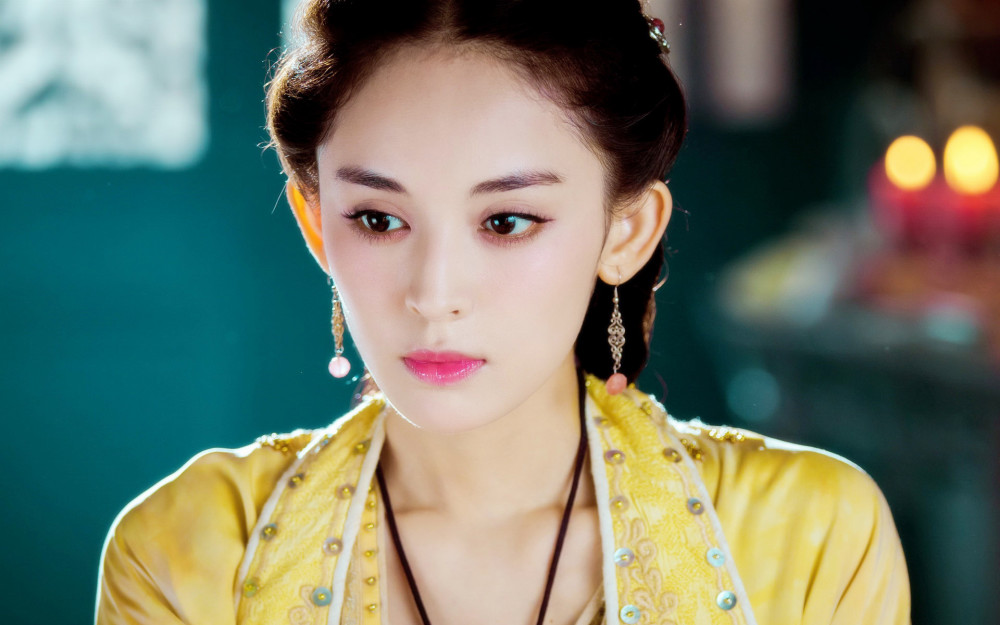 古力娜扎不穿内衣_不准美女穿内衣图片