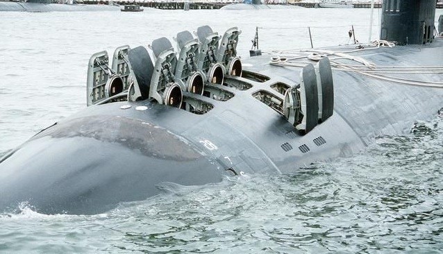 水下虎鲸 095核潜艇让中国海军打击上千公里目标