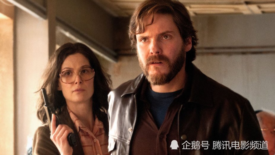 《火狐一号出击》(7 days in entebbe)上周五在北美上映后,电影观众