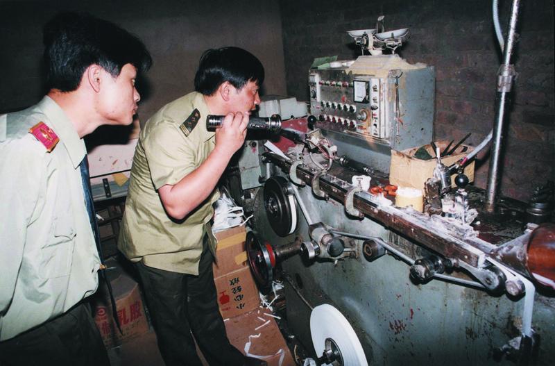 在"旧动能"世界里自嗨