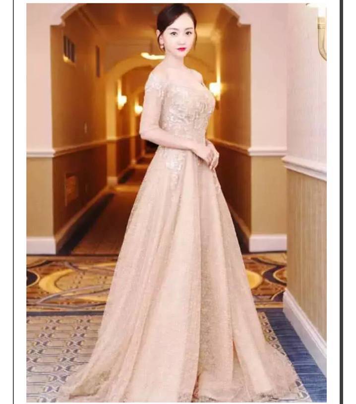 晓彤每次撞衫都被吐槽,一副好身材却输得好尴尬