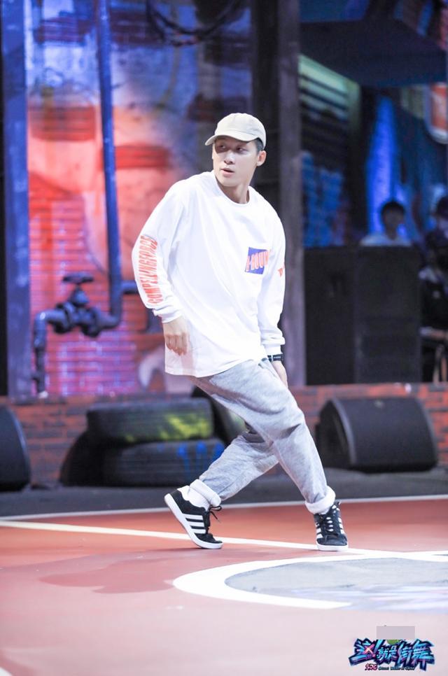 《这!就是街舞》胡浩亮谈与韩宇关系:亦师亦友