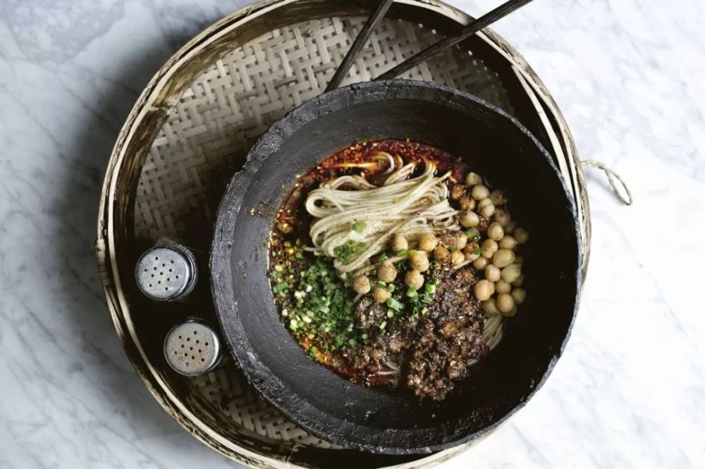 煎饼果子、北京烤鸭…各种中国特色美食英语怎