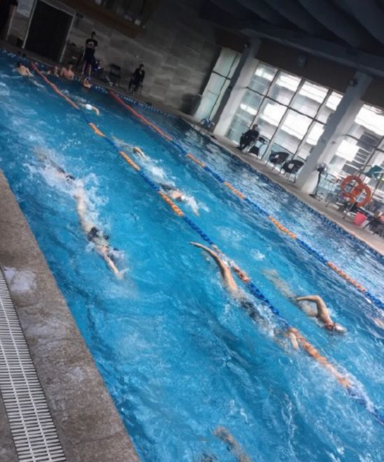 深圳中考体育游泳项目成鸡肋,满分标准接近国